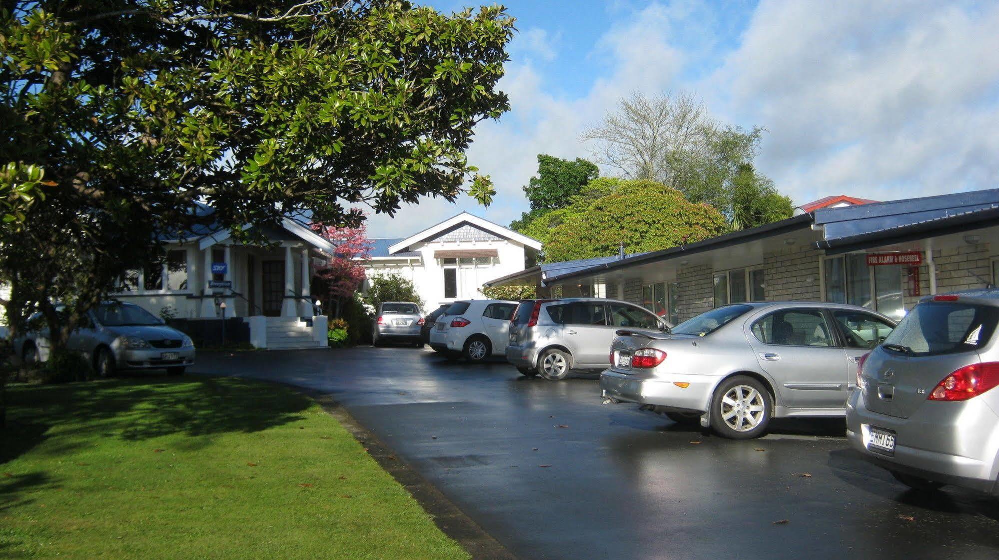 Broadway Lodge Motel Stratford Eksteriør bilde